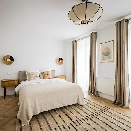 New-premium-nation-bastilles-large 2-room *