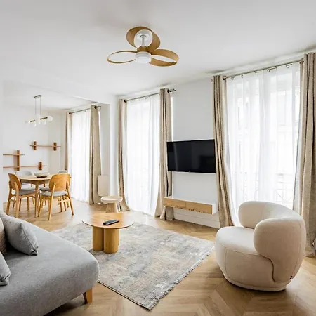 New-premium-nation-bastilles-large 2-room Apartment